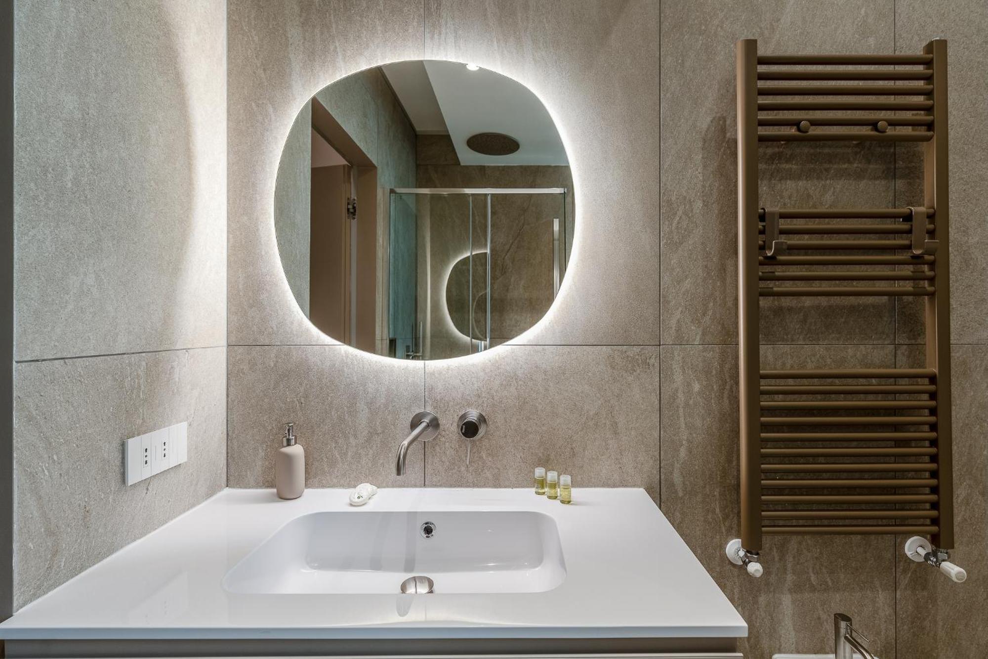 Luxury Apartment - Near Stazione Centrale Milan Exterior photo