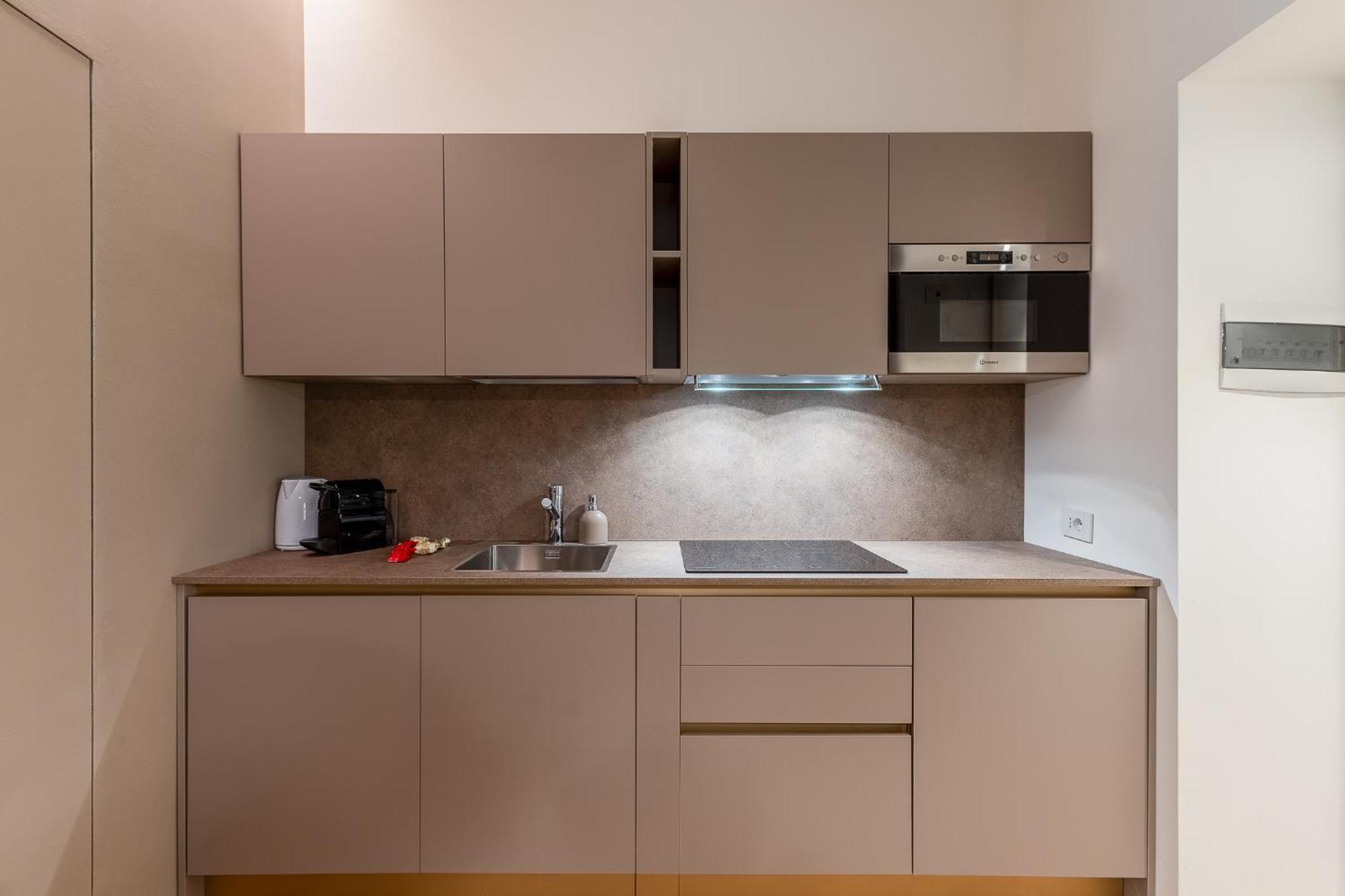 Luxury Apartment - Near Stazione Centrale Milan Exterior photo